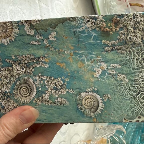 Artisan made altered box - Picture 7 of 8